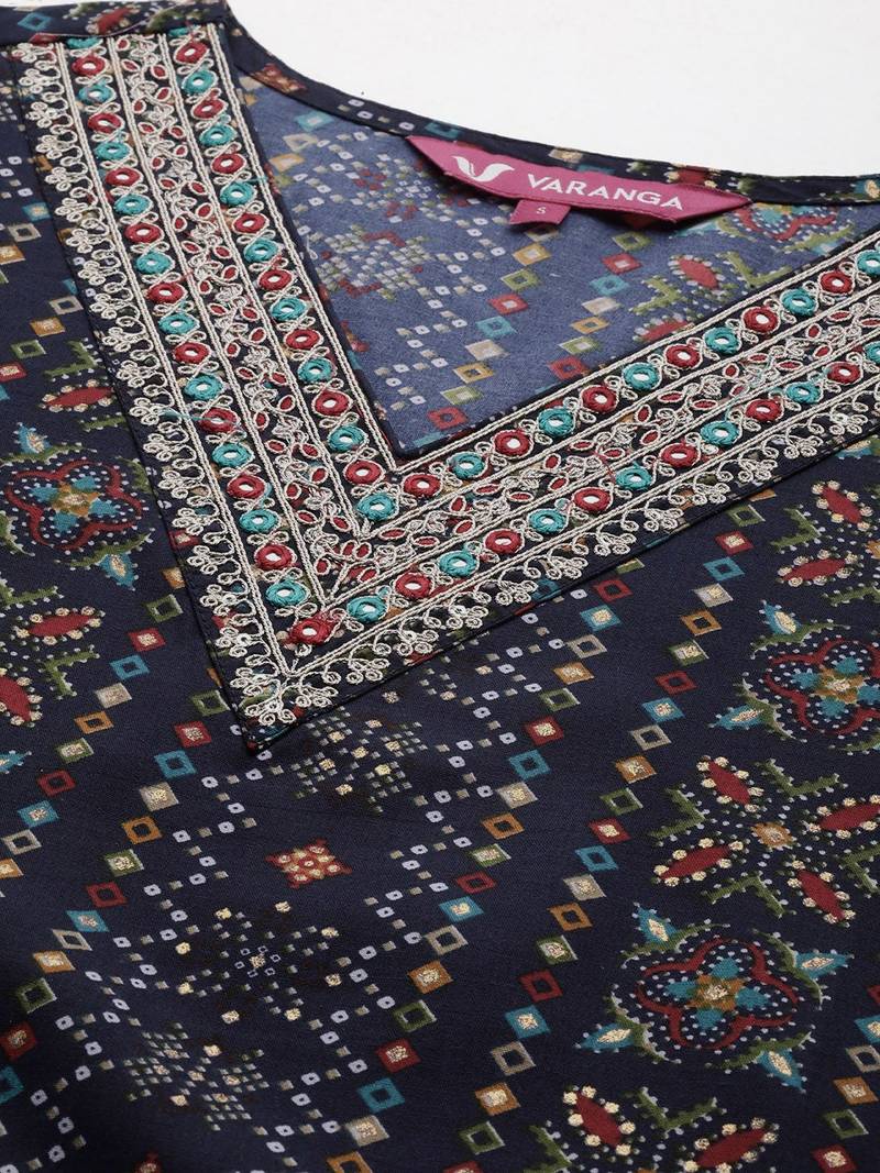 Women Ethnic Motifs Printed Regular Thread Work Kurta with Trousers & With Dupatta