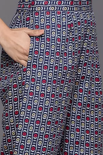 Women Ethnic Motifs Printed Regular Thread Work Kurta with Trousers & With Dupatta