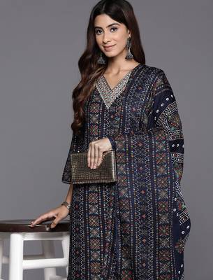 Women Ethnic Motifs Printed Regular Thread Work Kurta with Trousers & With Dupatta 5