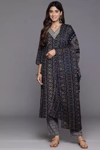 Women Ethnic Motifs Printed Regular Thread Work Kurta with Trousers & With Dupatta