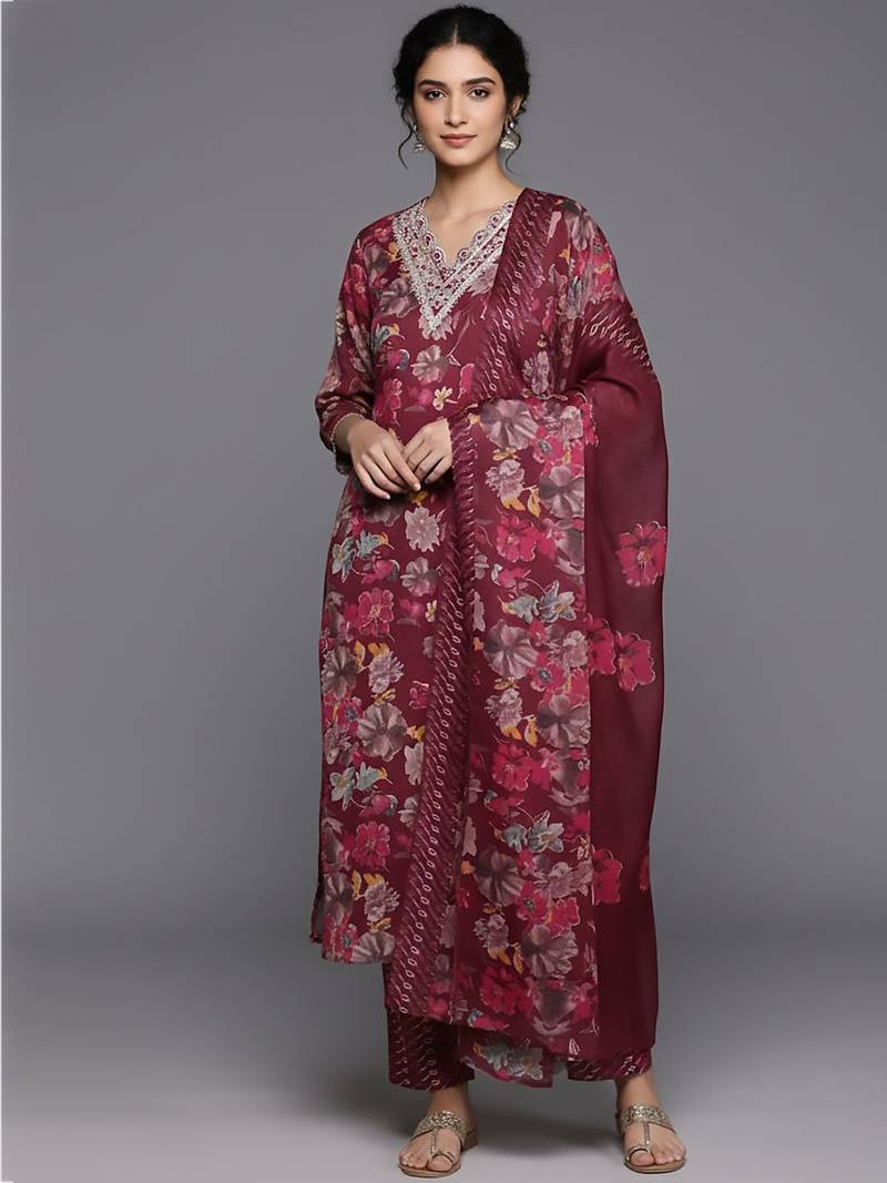 Women Floral Printed Regular Kurta with Trousers & With Dupatta