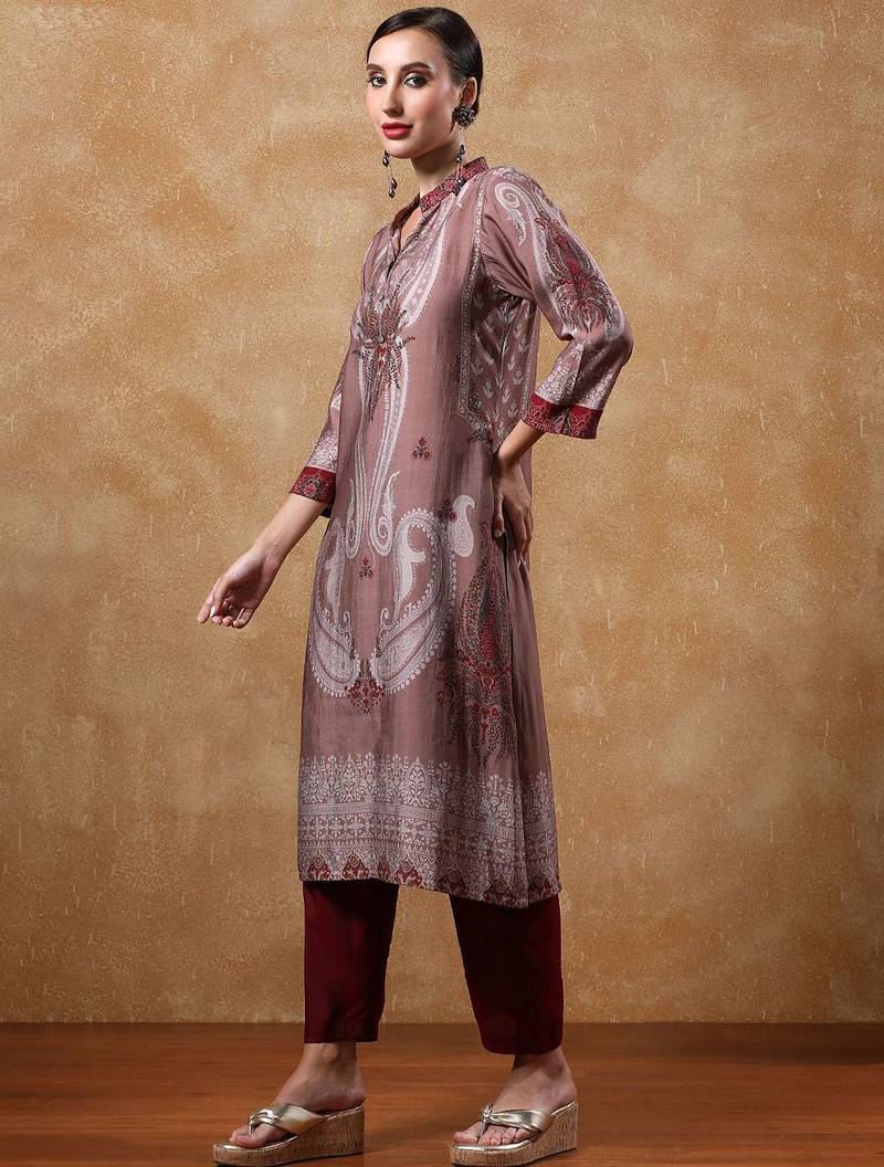 Paisley Printed Mandarin Collar Straight Kurta With Trousers