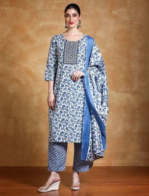 Women Floral Yoke Design Kurta with Trousers & Dupatta 1