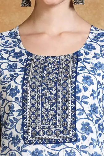 Women Floral Yoke Design Kurta with Trousers & Dupatta