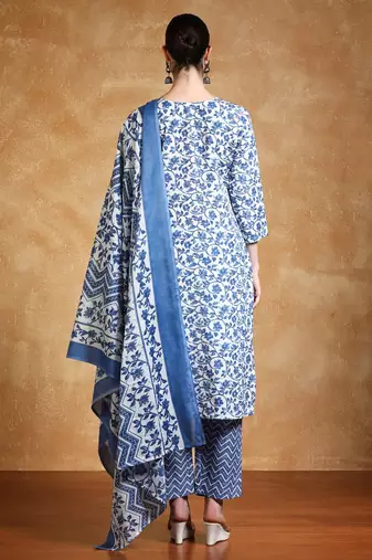 Women Floral Yoke Design Kurta with Trousers & Dupatta