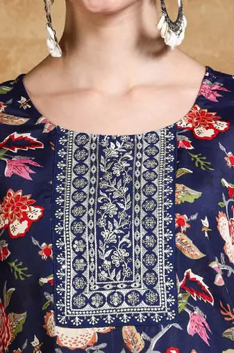 Floral Printed Thread Work Straight Kurta With Trousers & Dupatta