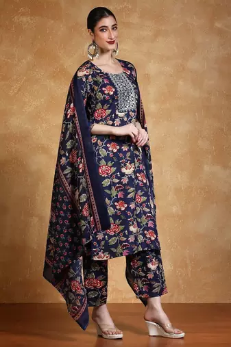 Floral Printed Thread Work Straight Kurta With Trousers & Dupatta