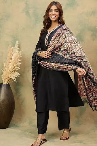 Women Solid Kurta with Trousers & Dupatta
