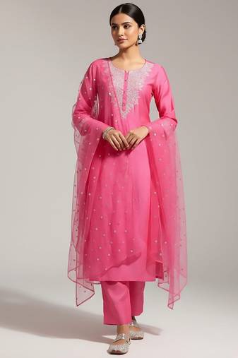 Women Yoke Design Regular Sequinned Chanderi Silk Kurta with Trousers & With Dupatta