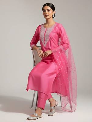 Women Yoke Design Regular Sequinned Chanderi Silk Kurta with Trousers & With Dupatta 7