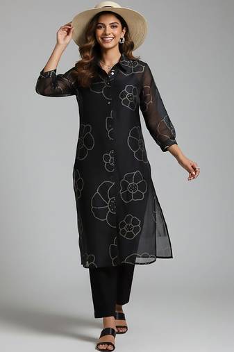 Women Floral Printed Regular Chanderi Silk Kurta with Trousers