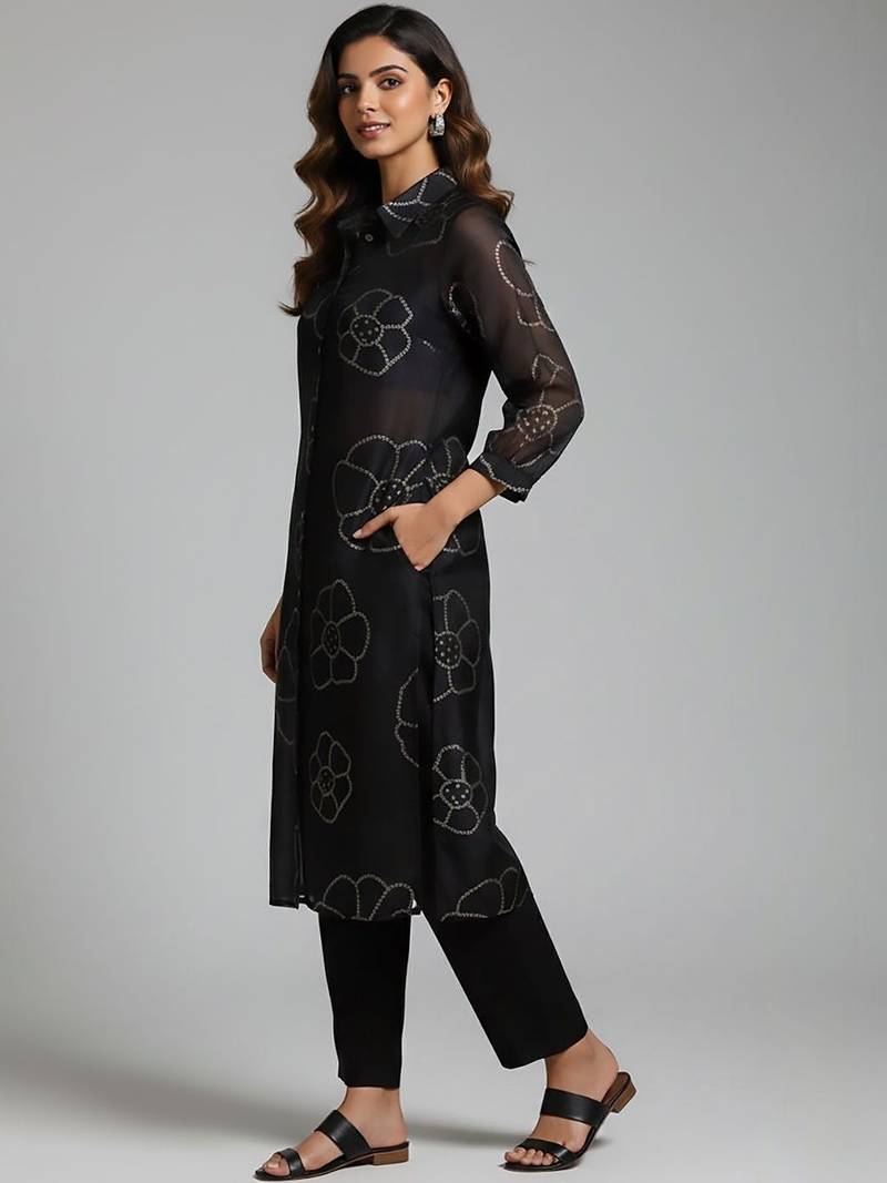 Women Floral Printed Regular Chanderi Silk Kurta with Trousers