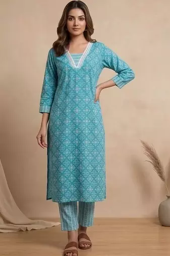 Women Ethnic Motifs Printed Regular Kurta with Trousers & With Dupatta