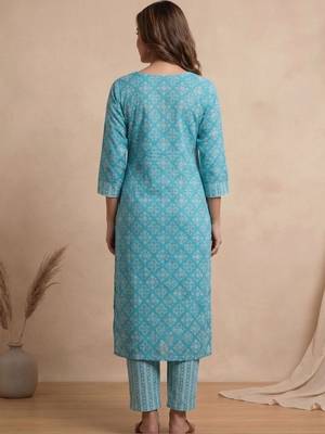 Women Ethnic Motifs Printed Regular Kurta with Trousers & With Dupatta 4