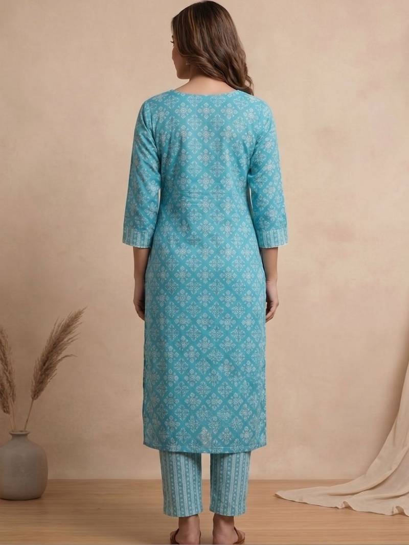 Women Ethnic Motifs Printed Regular Kurta with Trousers & With Dupatta