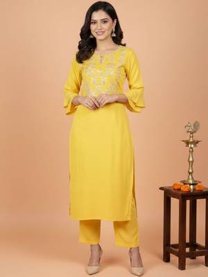 Women Ethnic Motifs Embroidered Regular Thread Work Kurta with Trousers & With Dupatta 1