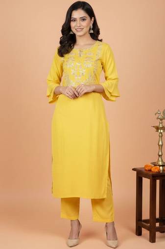 Women Ethnic Motifs Embroidered Regular Thread Work Kurta with Trousers & With Dupatta