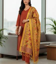 Women Ethnic Motifs Regular Kurta with Trousers & With Dupatta