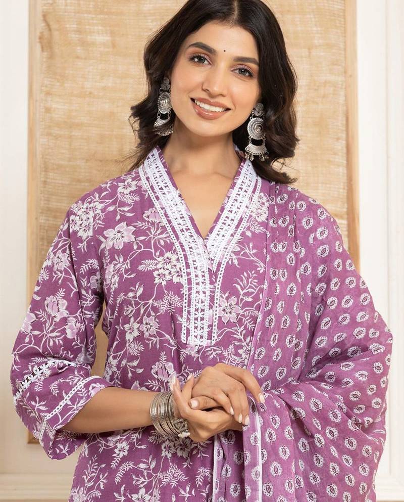 Floral Printed Regular Straight Kurta with Trouser & with Dupatta