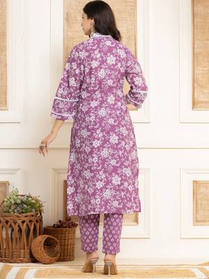Floral Printed Regular Straight Kurta with Trouser & with Dupatta 5