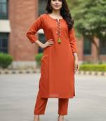 Women Ethnic Motifs Embroidered Regular Thread Work Kurta with Trousers