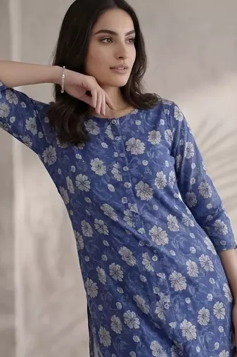 Women Floral Printed Regular Kurta with Trousers
