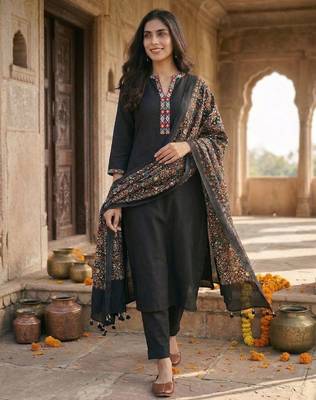 Women Ethnic Motifs Regular Phulkari Pure Cotton Kurta with Trousers & With Dupatta 1