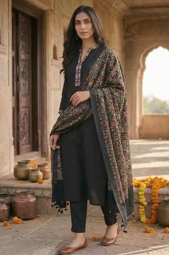 Women Ethnic Motifs Regular Phulkari Pure Cotton Kurta with Trousers & With Dupatta