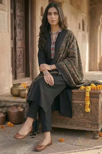 Women Ethnic Motifs Regular Phulkari Pure Cotton Kurta with Trousers & With Dupatta