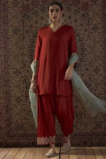 Straight Sequinned Kurta With Patiala & Dupatta