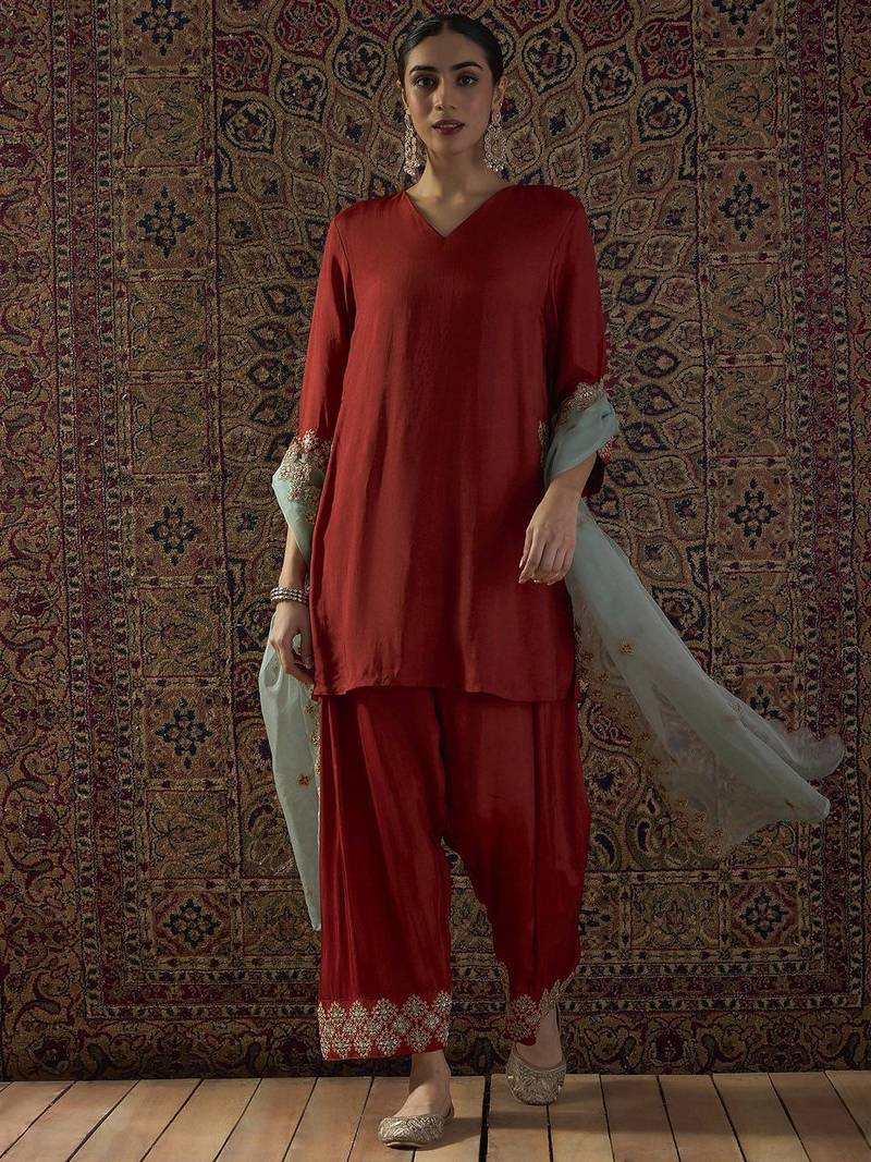 Straight Sequinned Kurta With Patiala & Dupatta