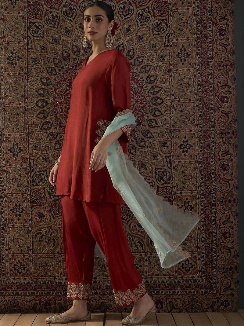 Straight Sequinned Kurta With Patiala & Dupatta