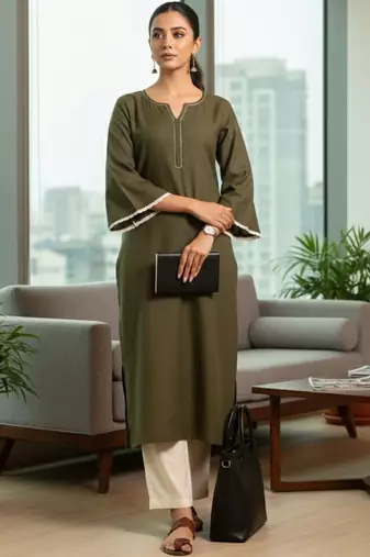 Women Regular Thread Work Kurta with Trousers