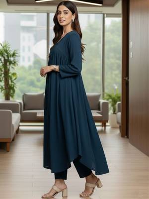 Women Empire Silk Crepe Kurta with Trousers 2