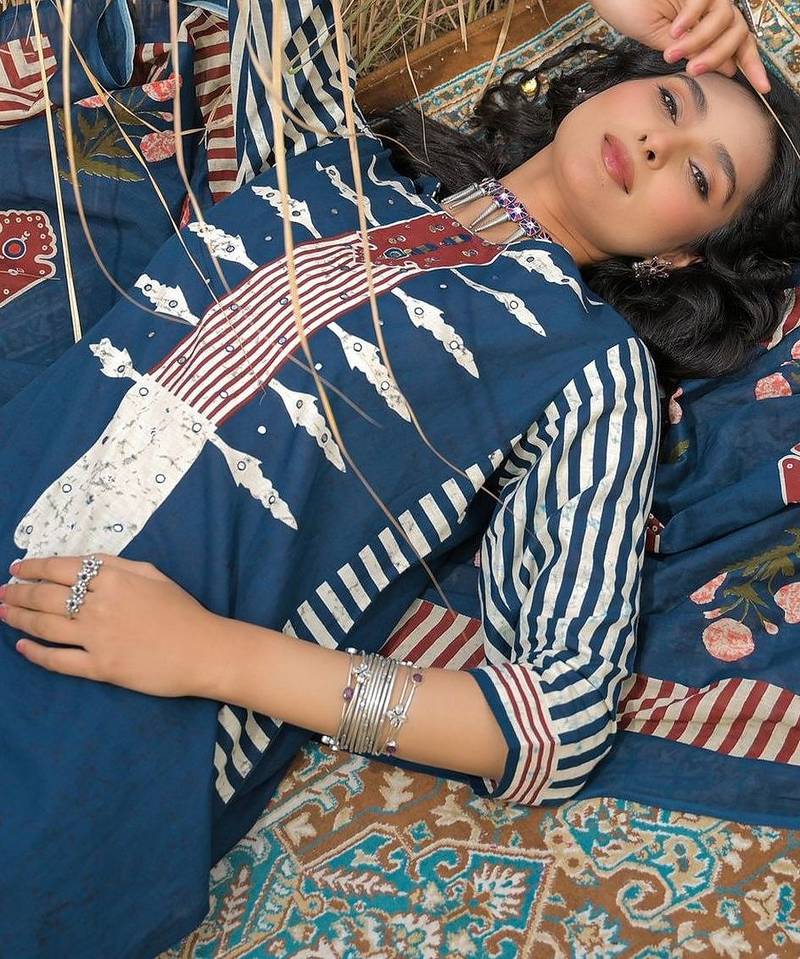Women Ethnic Motifs Printed Regular Mirror Work Pure Cotton Kurta with Trousers & With Dupatta
