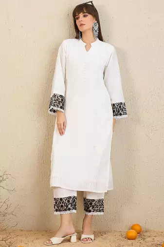 Floral Embroidered Panelled Beads and Stones Straight Kurta with Trousers