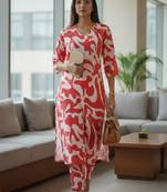 women printed regular kurta with trousers