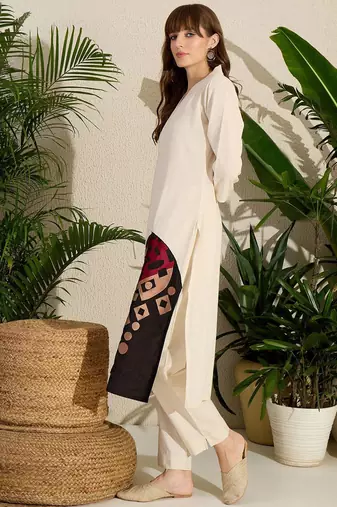 Animal Embroidered Thread Work Pure Cotton Kurta with Palazzos