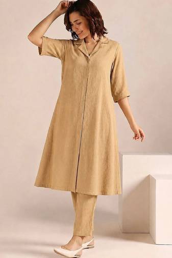 Women Regular Silk Crepe Kurta with Trousers