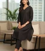 Women Regular Kurta with Trousers