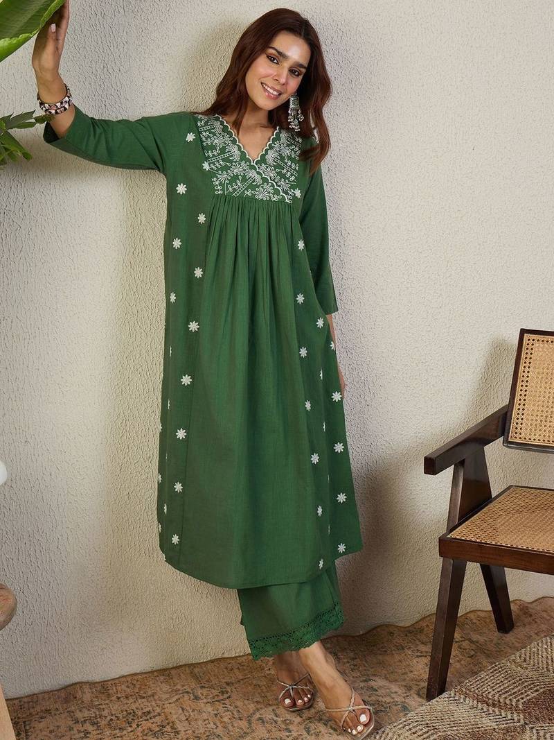 Ethnic Motifs Embroidered V-Neck Thread Work A-Line Kurta With Palazzos