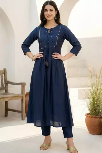 Women Empire Thread Work Liva Kurta with Trousers