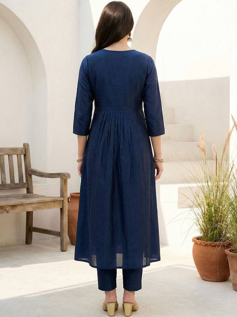 Women Empire Thread Work Liva Kurta with Trousers