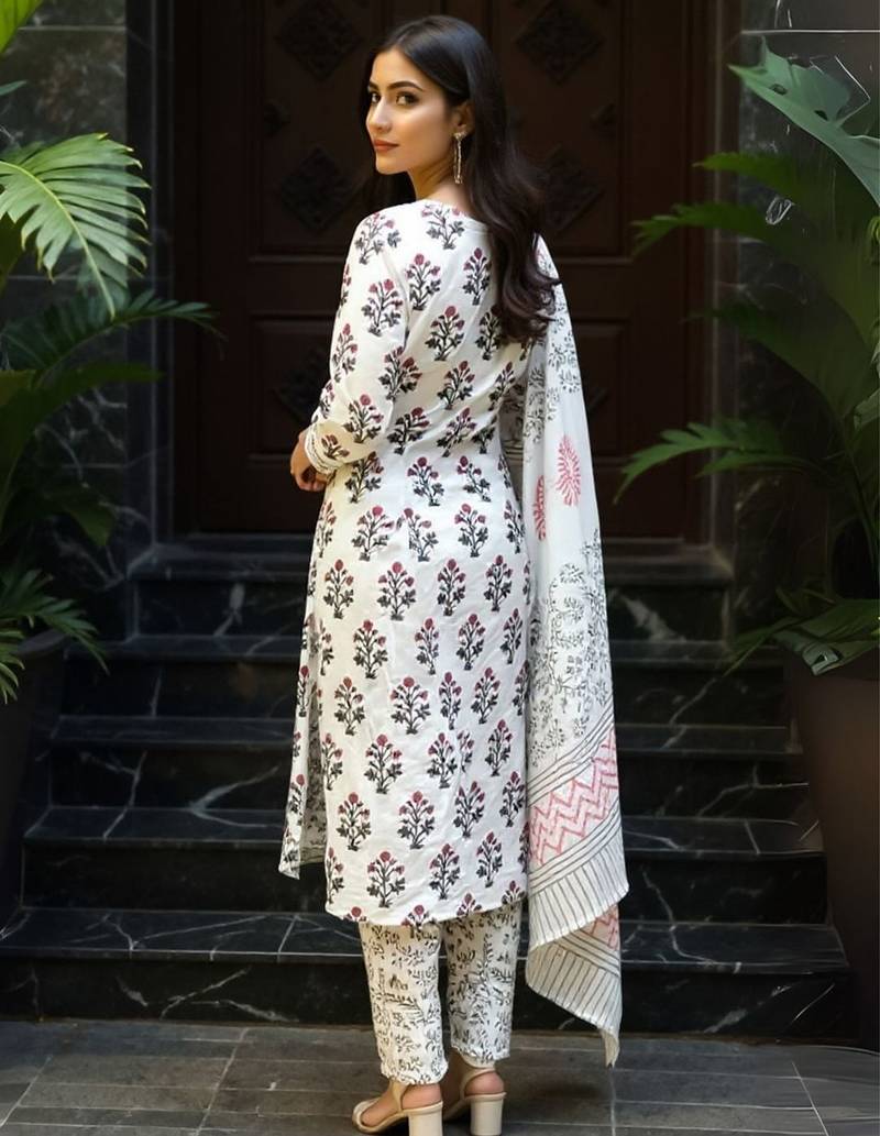 Women Ethnic Motifs Printed Regular Pure Cotton Kurta & Trousers With Dupatta