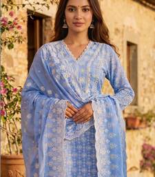 Women Ethnic Motifs Embroidered Regular Thread Work Pure Cotton Kurta with Palazzos & With Dupatta