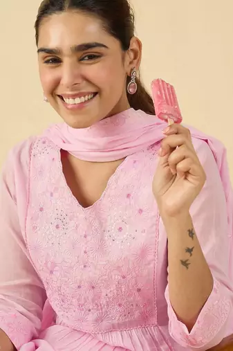 Women Floral Embroidered Pleated Thread Work Pure Cotton Kurta Set