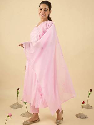 Women Floral Embroidered Pleated Thread Work Pure Cotton Kurta Set 3