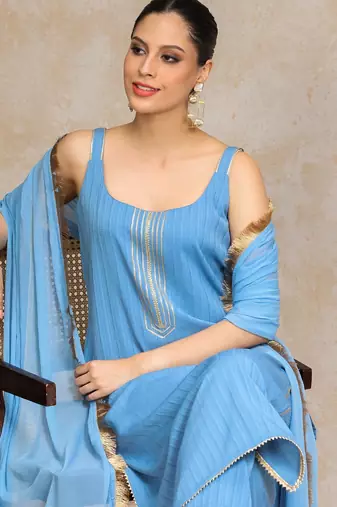 Women Yoke Design Regular Silk Crepe Kurta with Trousers & With Dupatta