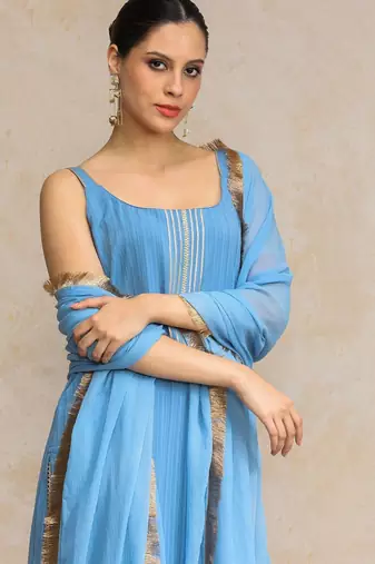 Women Yoke Design Regular Silk Crepe Kurta with Trousers & With Dupatta