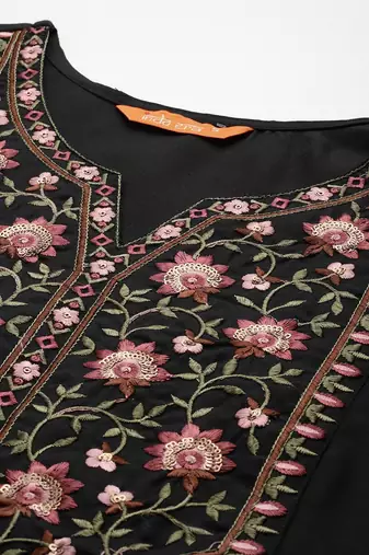 Floral Yoke Design Thread Work Kurta With Trousers & Dupatta